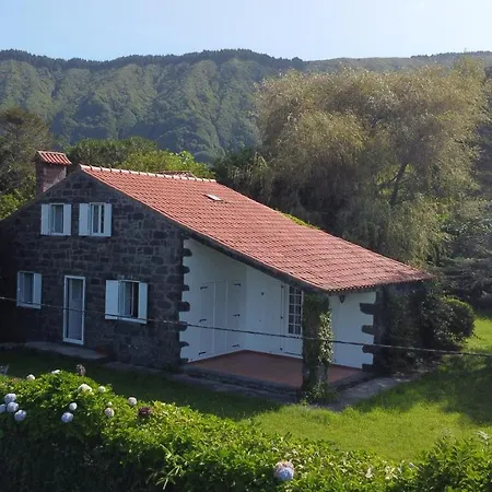 Stone House - 度假居