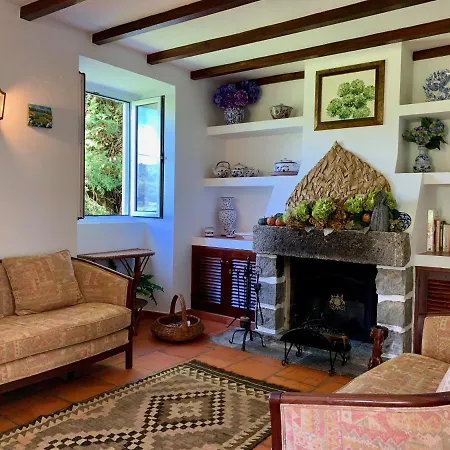 Prázdninový dům Stone House - Sete Cidades