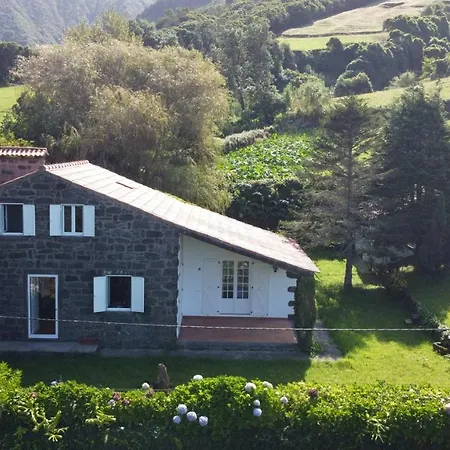 Prázdninový dům Stone House -